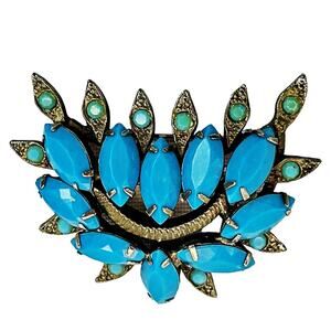 Vintage Turquoise Blue Glass Brooch Silver Tone Prong Set Petals Brooch Pin